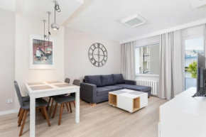Apartament z Widokiem na Port Świnoujście by Noclegi Renters